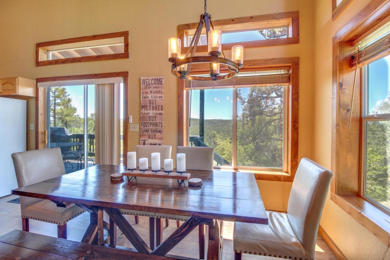Hilltop Hideaway In Show Low With Mountain Views! Bagian luar foto